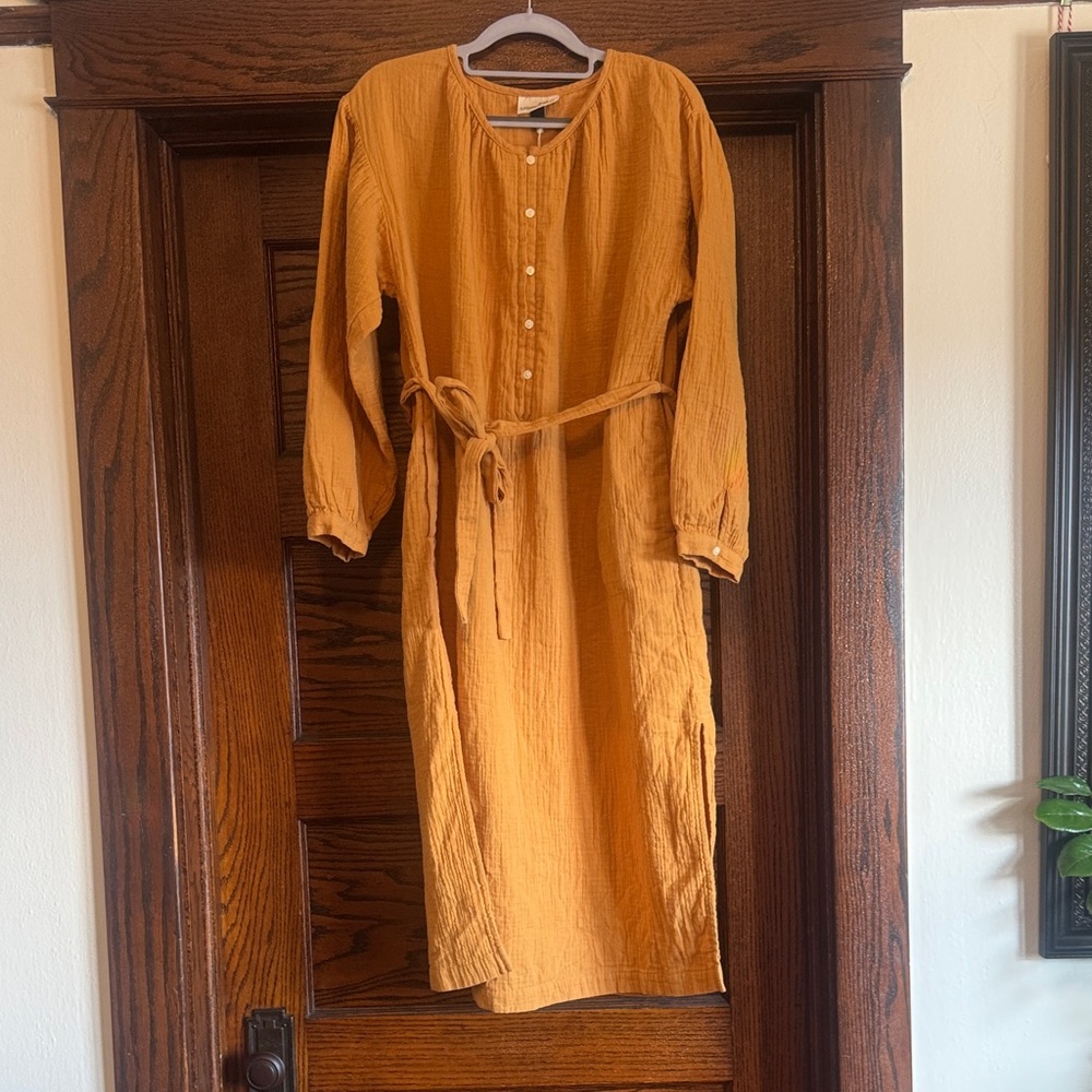Universal Thread Mustard Yellow Midi Dress